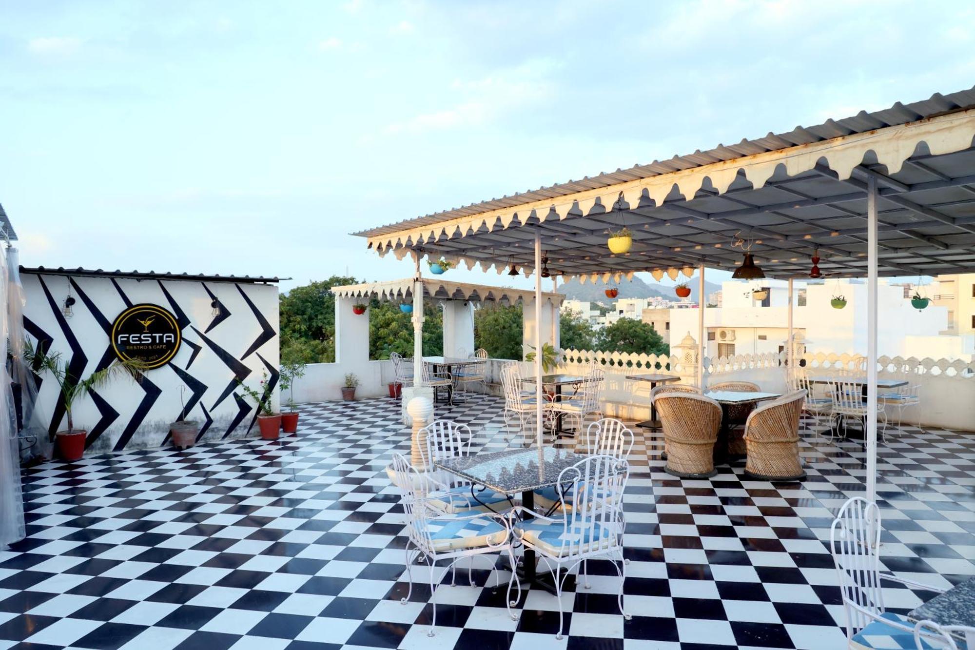 Hotel Tree Of Heaven أُودايبور المظهر الخارجي الصورة