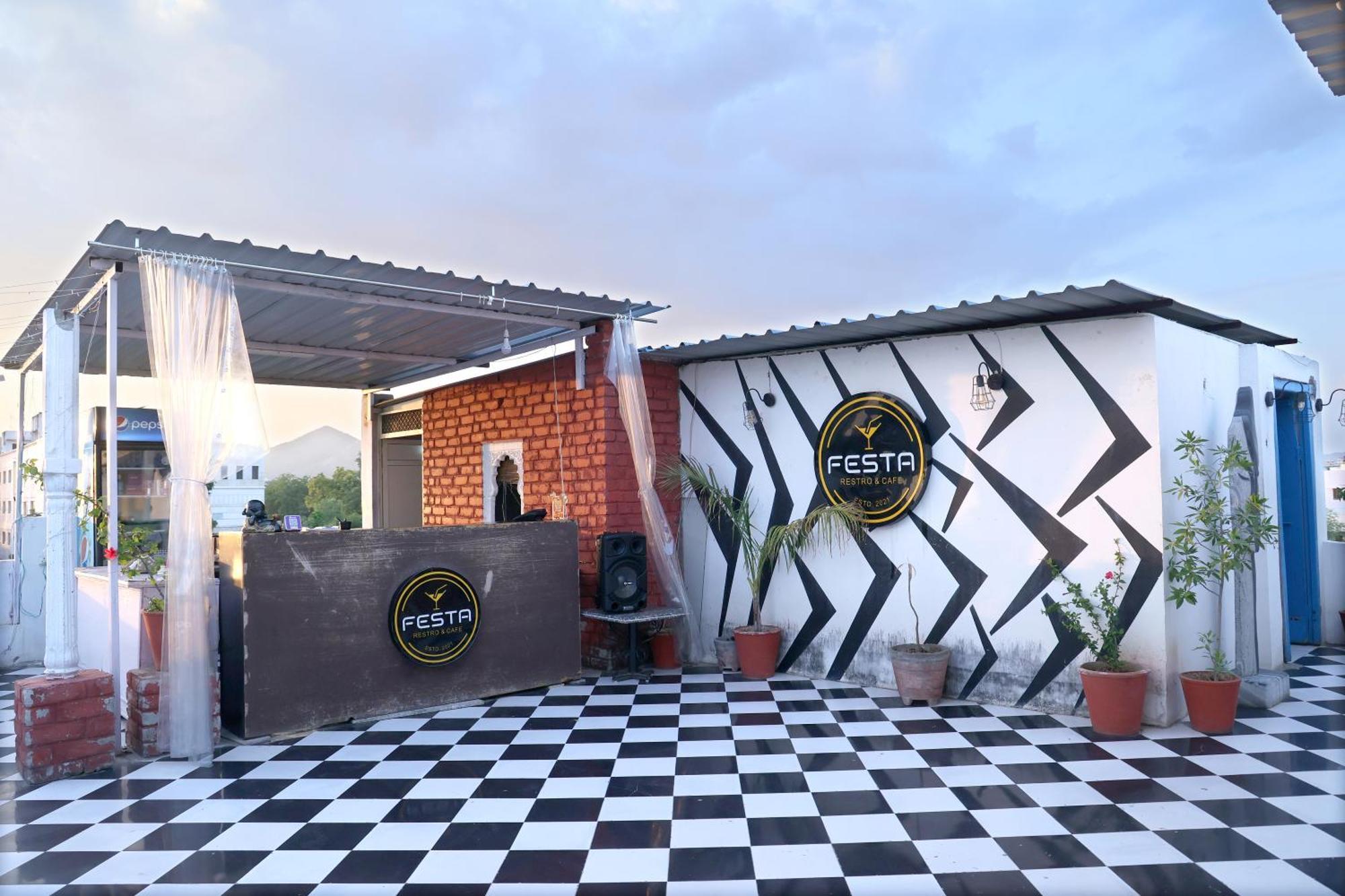 Hotel Tree Of Heaven أُودايبور المظهر الخارجي الصورة